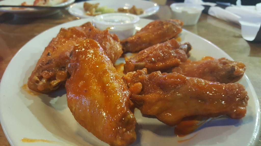 Halftime Pizza | restaurant | 7531 Bandera Rd #104, San Antonio, TX 78238, USA | 2106268000 OR +1 210-626-8000