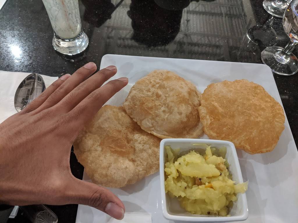 A2B- Adyar Ananda Bhavan Indian Vegetarian Cuisine | restaurant | 645 Elden St, Herndon, VA 20170, USA | 2026560859 OR +1 202-656-0859