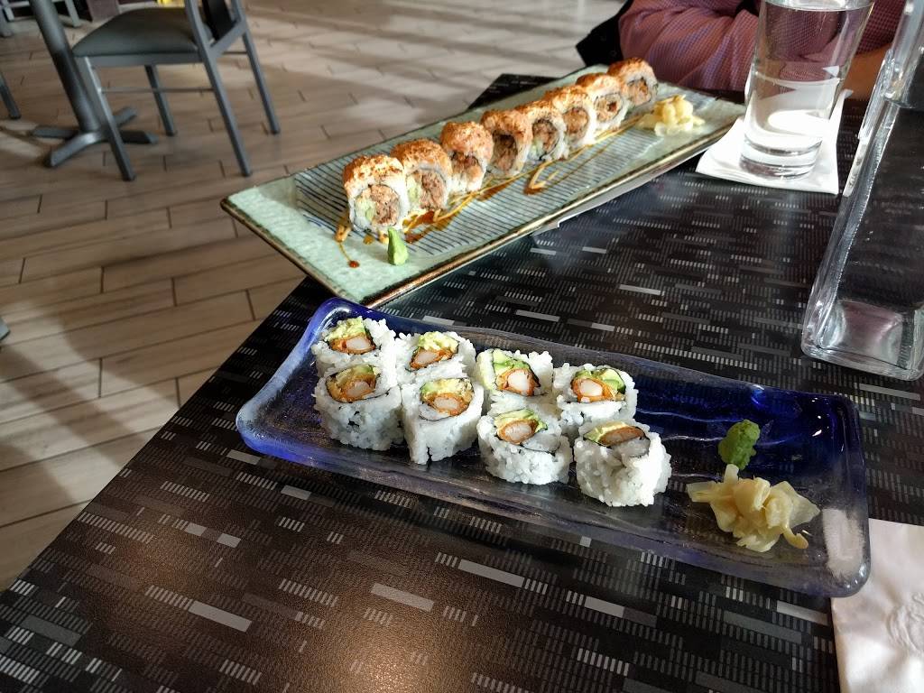 Soosh | restaurant | 1035 Newfield Ave, Stamford, CT 06905, USA | 2036587505 OR +1 203-658-7505