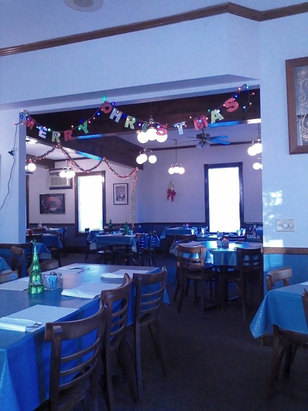 Donnies Restaurant | restaurant | 1020 E Main St, Reedsburg, WI 53959, USA | 6085248664 OR +1 608-524-8664