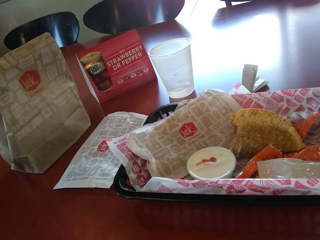 Jack in the Box | restaurant | 2452 Luna Rd, Carrollton, TX 75006, USA | 9722475181 OR +1 972-247-5181