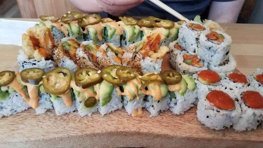 Sushi Jin Next Door | restaurant | 14901 Potomac Town Pl #135, Woodbridge, VA 22191, USA | 7036700461 OR +1 703-670-0461