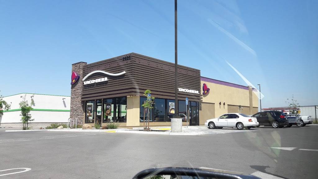 Taco Bell | meal takeaway | 2928 N Fowler Ave, Fresno, CA 93727, USA | 5593489485 OR +1 559-348-9485