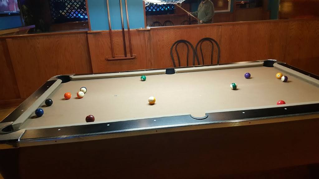 Carolina Sports & Spirits | restaurant | 16 Union St, Bangor, ME 04401, USA | 2079927273 OR +1 207-992-7273