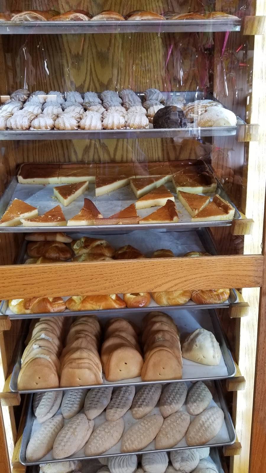 La Perla Tapatia | restaurant | 625 N Redondo Dr, Oceanside, CA 92057, USA | 7607224158 OR +1 760-722-4158