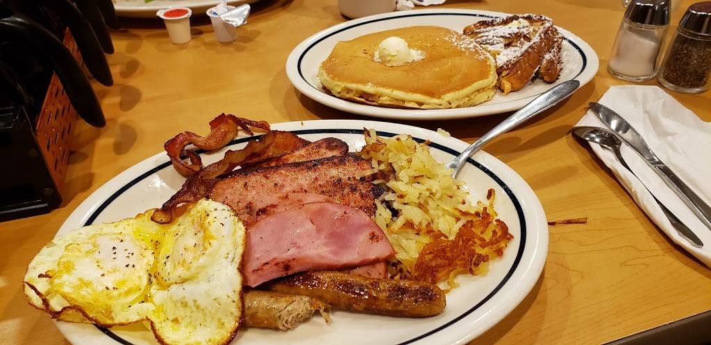 IHOP | restaurant | 1915 Cypress Gardens Blvd, Winter Haven, FL 33884, USA | 8633261772 OR +1 863-326-1772