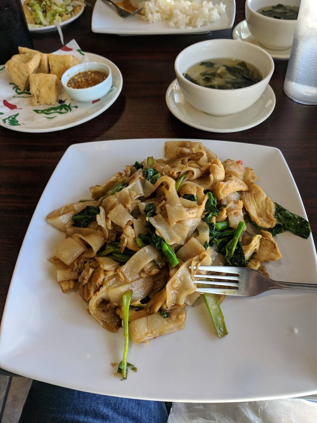 Mango Tree Thai Bistro | restaurant | 10130 Grant Rd #224, Houston, TX 77070, USA | 2818978646 OR +1 281-897-8646