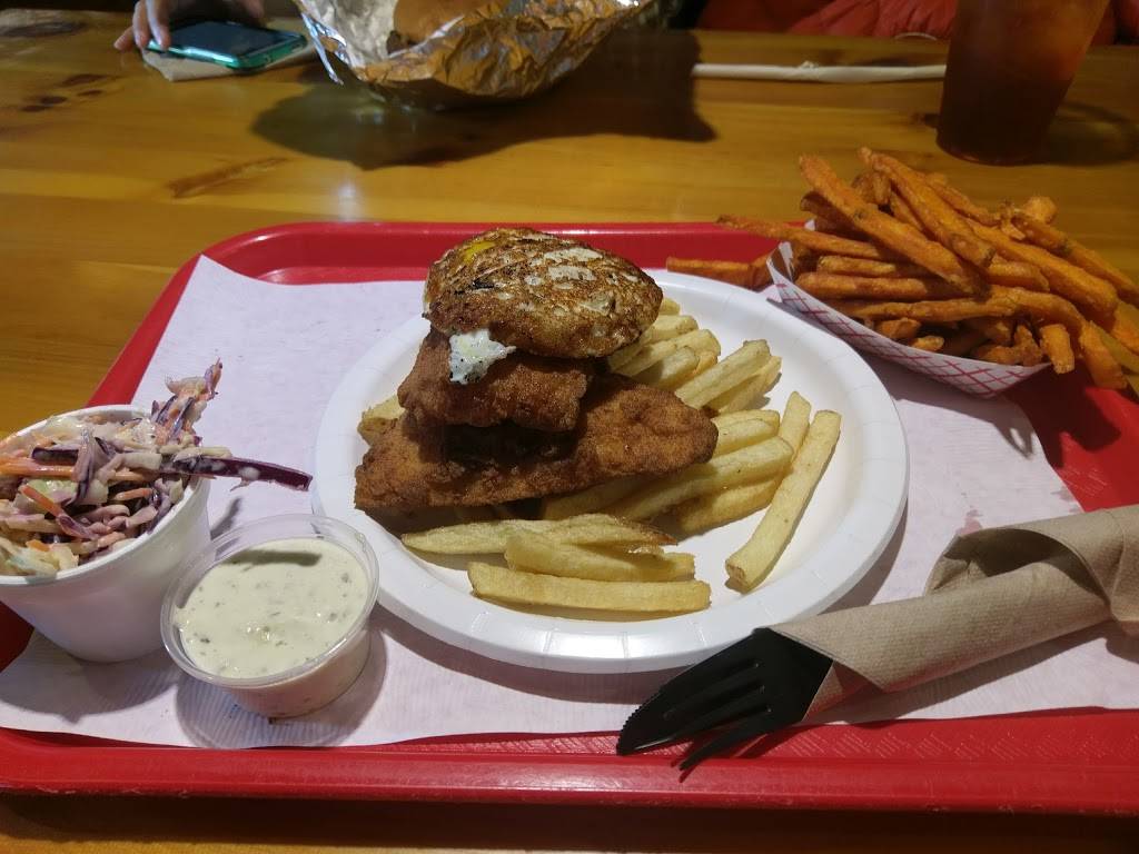 Wild Willys Burgers | restaurant | 46 Arsenal St, Watertown, MA 02472, USA | 6179269700 OR +1 617-926-9700