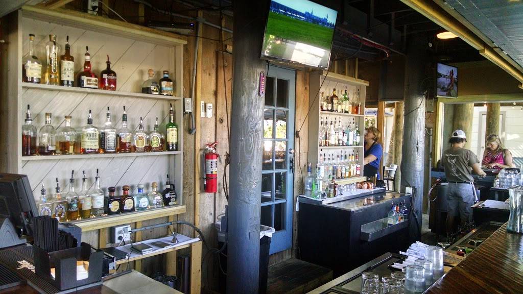 The Phoenix Restaurant & Bar | restaurant | 3500-A Island Moorings Pkwy, Port Aransas, TX 78373, USA | 3617499277 OR +1 361-749-9277