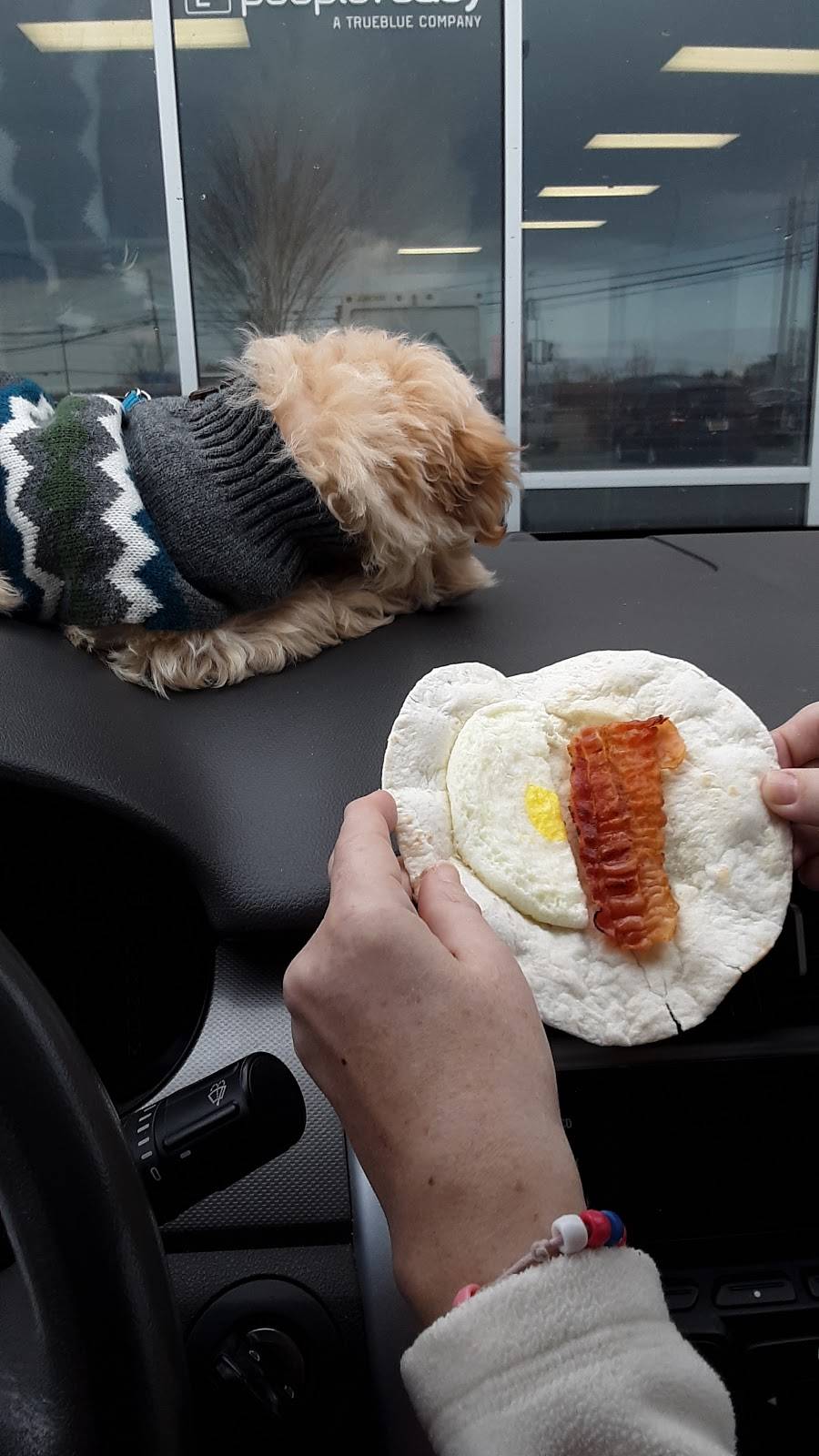 Dunkin | bakery | 2341 Brighton Henrietta Town Line Rd, Rochester, NY 14623, USA | 5854759378 OR +1 585-475-9378