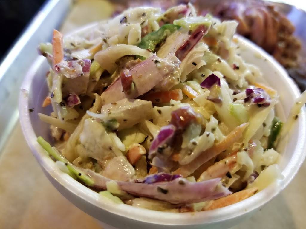 Ferris Wheelers Backyard and BBQ | restaurant | 1950 Market Center Blvd, Dallas, TX 75207, USA | 2147414141 OR +1 214-741-4141