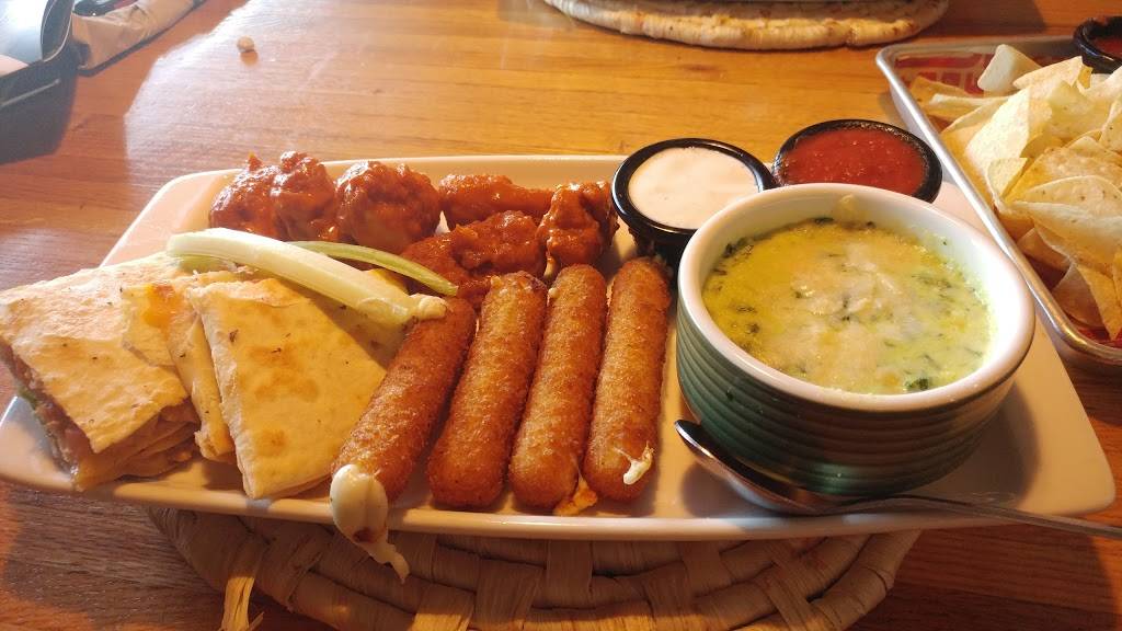 Applebees Grill + Bar | restaurant | 2933 John Hawkins Pkwy, Hoover, AL 35244, USA | 2054441102 OR +1 205-444-1102