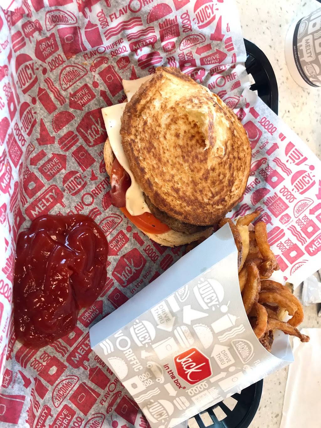 Jack in the Box | restaurant | 603 W Henderson St, Cleburne, TX 76033, USA | 8172020153 OR +1 817-202-0153