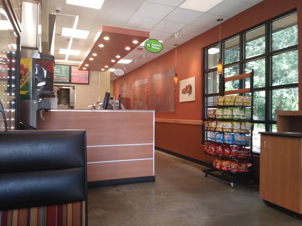 Subway | restaurant | 8415 SE 68th St, Mercer Island, WA 98040, USA | 2064024361 OR +1 206-402-4361