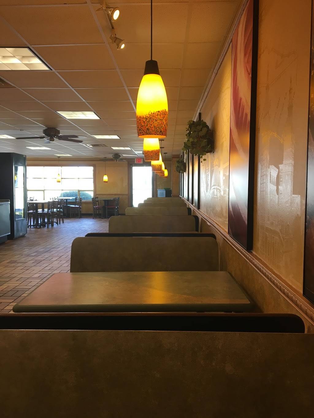Subway | restaurant | 1015 W Eldorado St, Decatur, IL 62522, USA | 2174290496 OR +1 217-429-0496