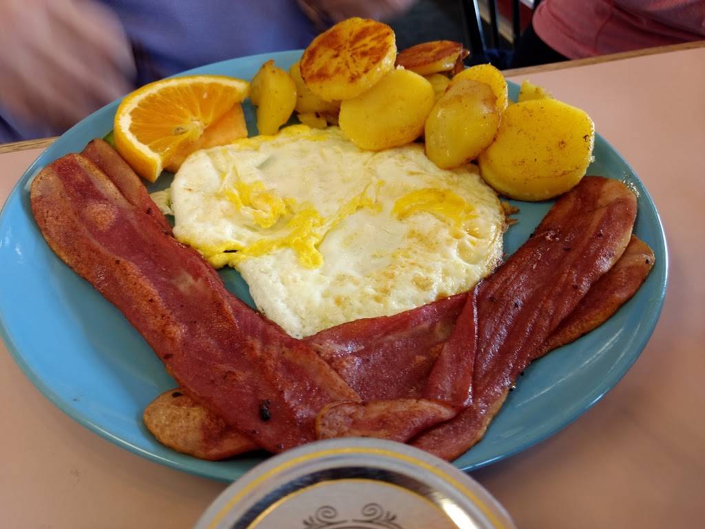 The Breakfast Club | restaurant | 6048 ON-9, Schomberg, ON L0G 1T0, Canada | 9059392582 OR +1 905-939-2582