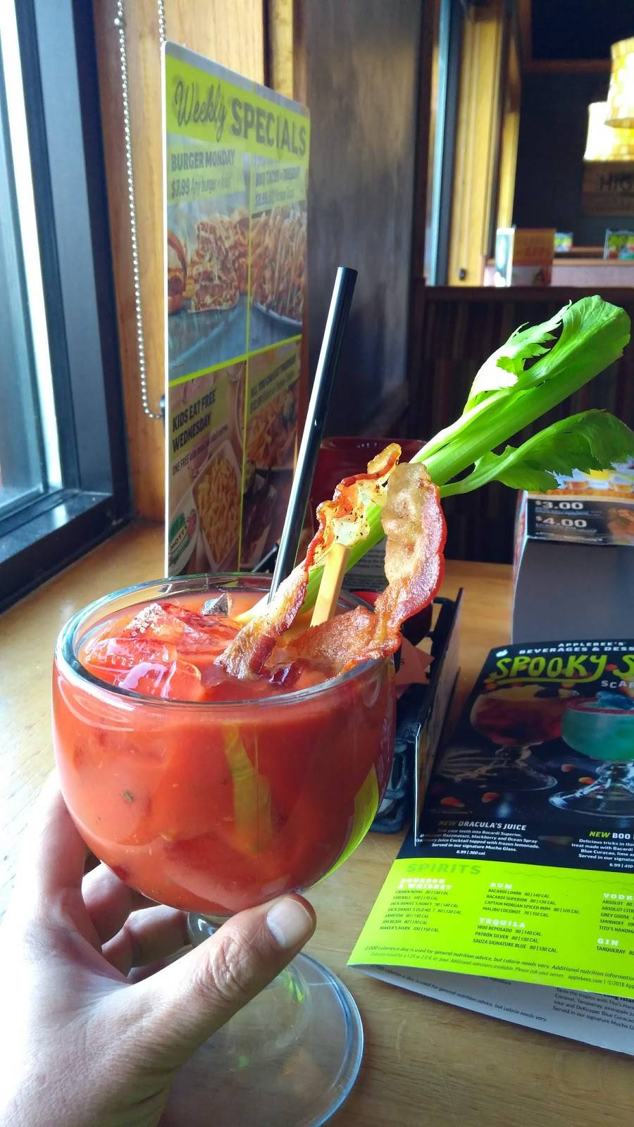 Applebees Grill + Bar | restaurant | 2810 Alexandria Pike, Highland Heights, KY 41076, USA | 8597812805 OR +1 859-781-2805