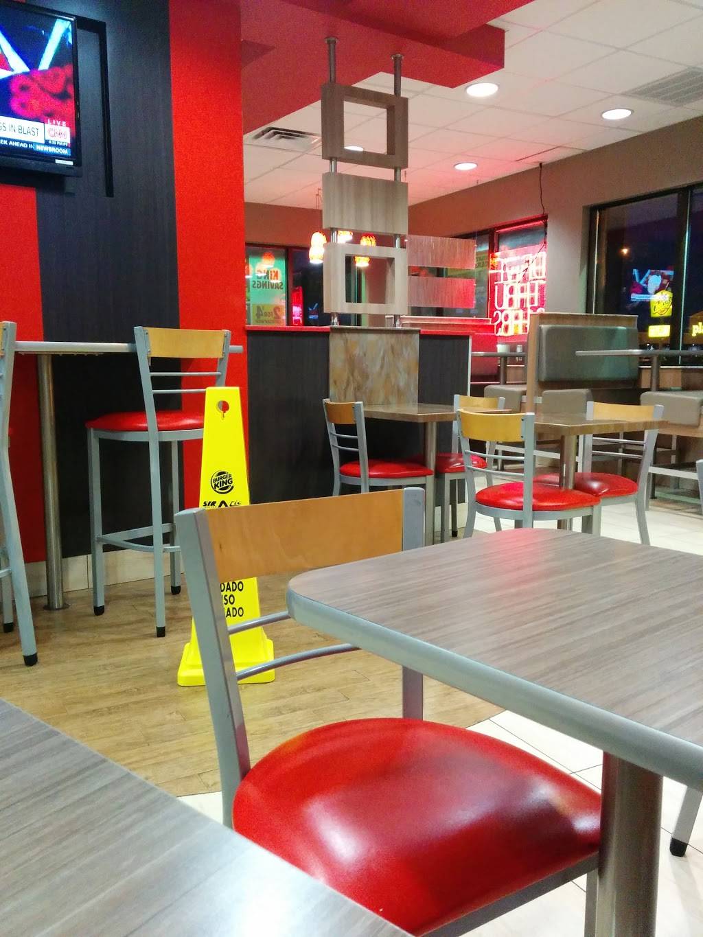 Burger King | restaurant | 11102 Fondren Rd, Houston, TX 77096, USA | 7139882570 OR +1 713-988-2570