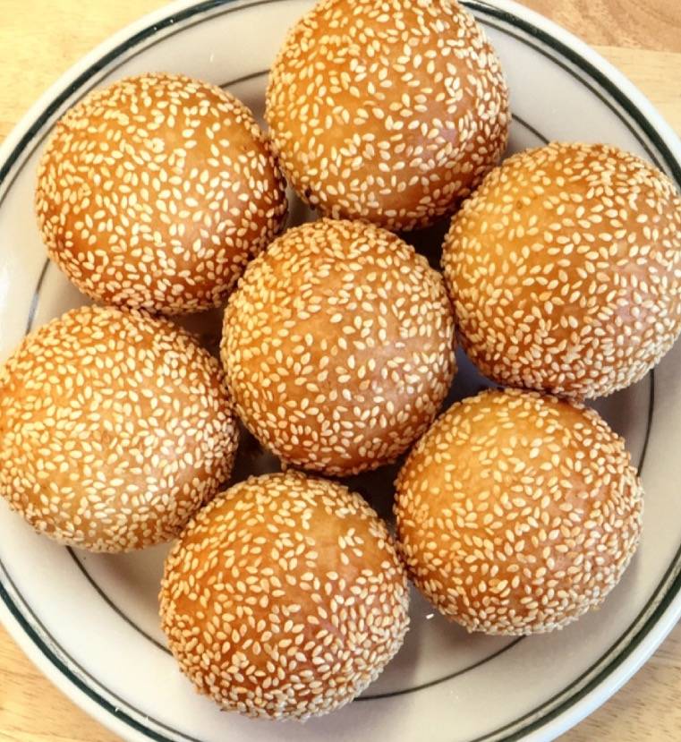 Blue Taro | restaurant | 942 Monroe Ave, Rochester, NY 14620, USA | 5854344497 OR +1 585-434-4497