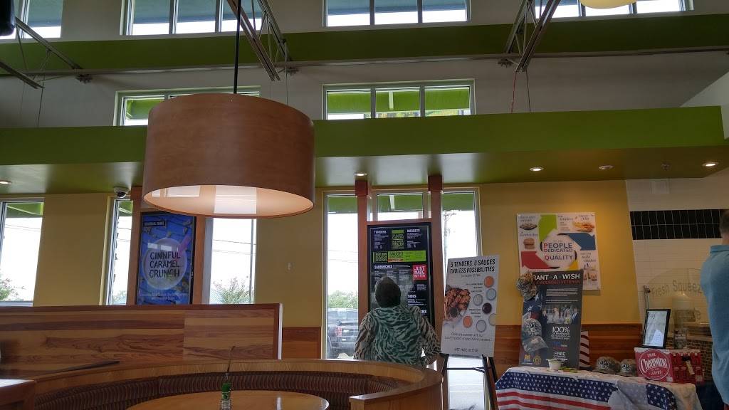 PDQ Restaurant | restaurant | 3906 Pelham Rd, Greenville, SC 29615, USA | 8646404959 OR +1 864-640-4959