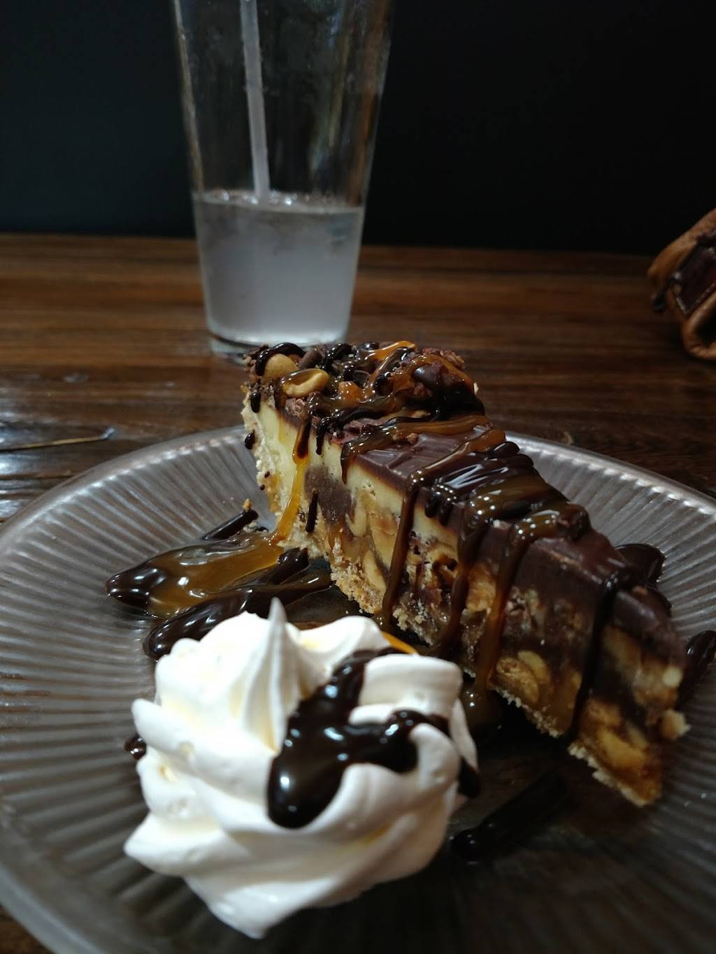 Hungry Wolf | restaurant | 20400 E Austin Rd, Manchester, MI 48158, USA | 7344289380 OR +1 734-428-9380