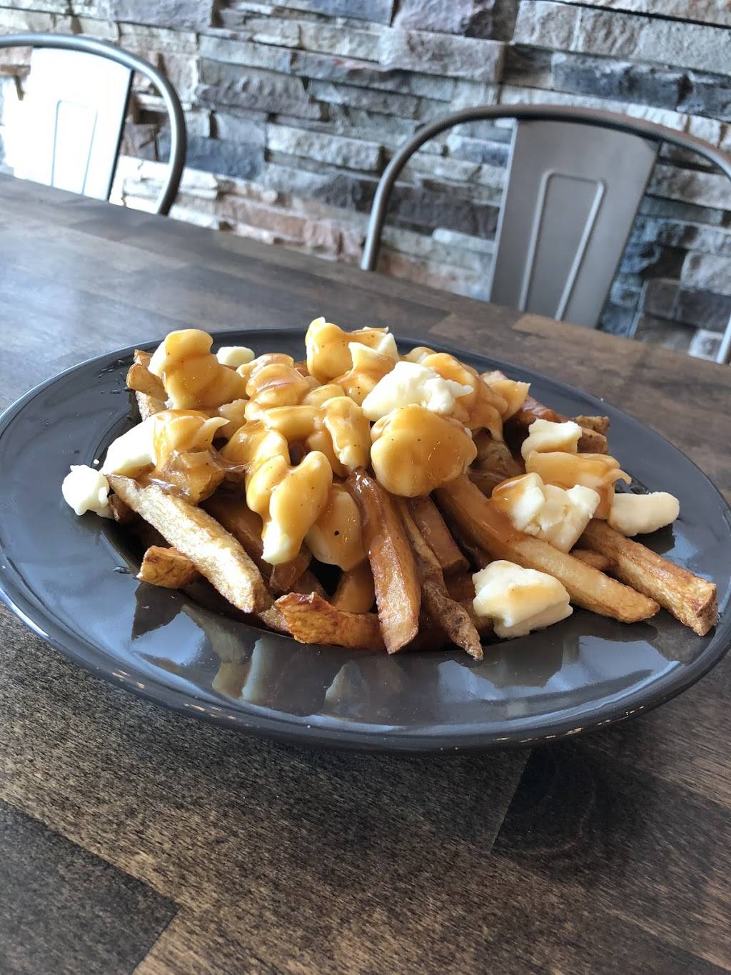 Rustik Rotisserie | restaurant | 730 Lakeshore Rd E, Mississauga, ON L5G 1J6, Canada | 9059902520 OR +1 905-990-2520