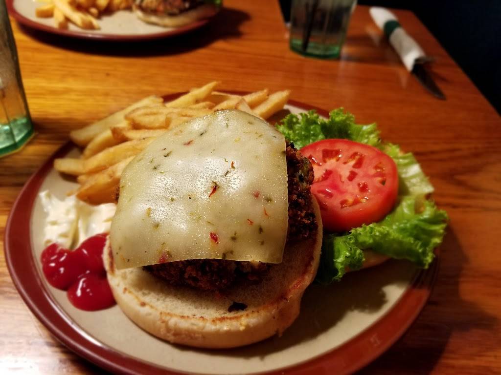 Boonedocks | restaurant | 5858 S Manitou Blvd, Glen Arbor, MI 49636, USA | 2313346444 OR +1 231-334-6444