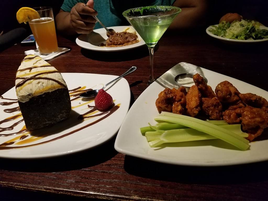 Houlihans | restaurant | 706 NJ-17, Ramsey, NJ 07446, USA | 2019347222 OR +1 201-934-7222