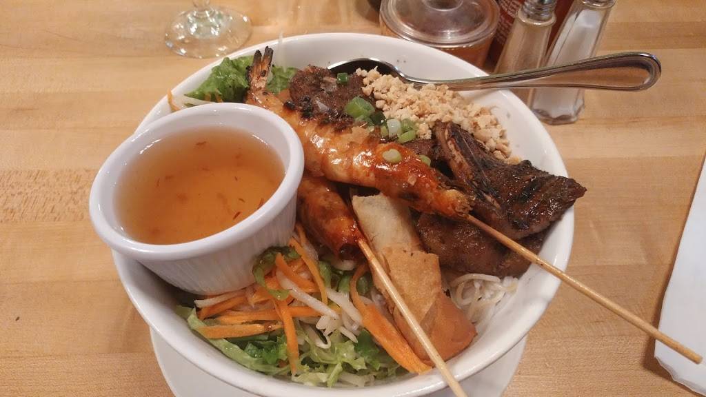 New Leaf Bistro | restaurant | 2342 California Ave SW, Seattle, WA 98116, USA | 2069383681 OR +1 206-938-3681