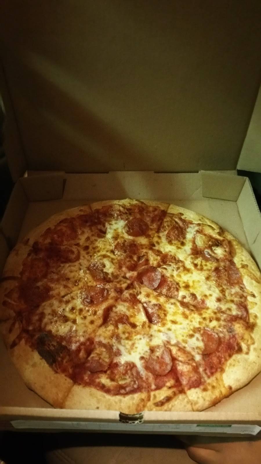 Olive Oils Pizzeria | restaurant | 552 Interstate Hwy 30 #301, Garland, TX 75043, USA | 9722269777 OR +1 972-226-9777