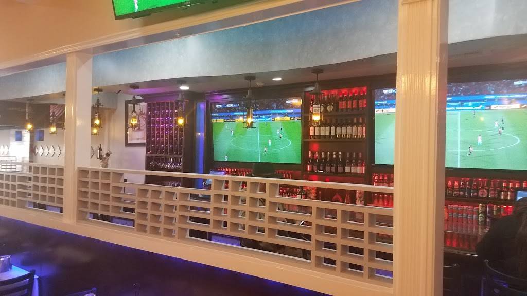 El Nuevo Poloros Restaurant | restaurant | 109 N Franklin St, Hempstead, NY 11550, USA | 5163852886 OR +1 516-385-2886