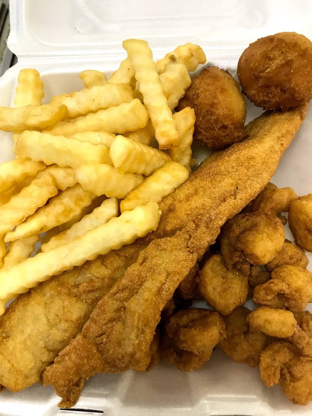 Tutens Chicken Coop | restaurant | 322 Manning Ave, Sumter, SC 29150, USA | 8037751985 OR +1 803-775-1985