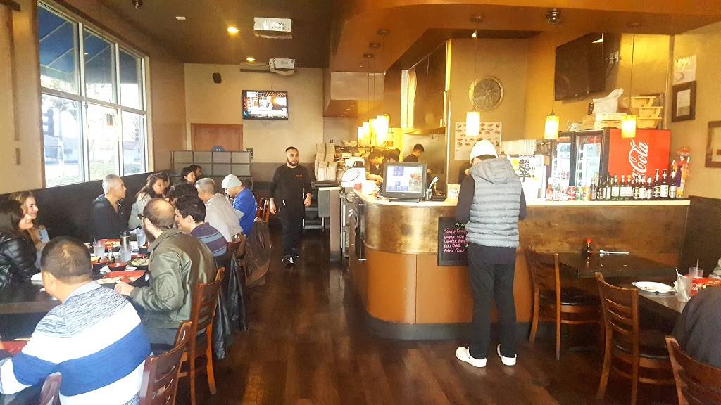 Rock & Roll Sushi | restaurant | 4124, 4124, 579 Floresta Blvd, San Leandro, CA 94578, USA | 5106679545 OR +1 510-667-9545