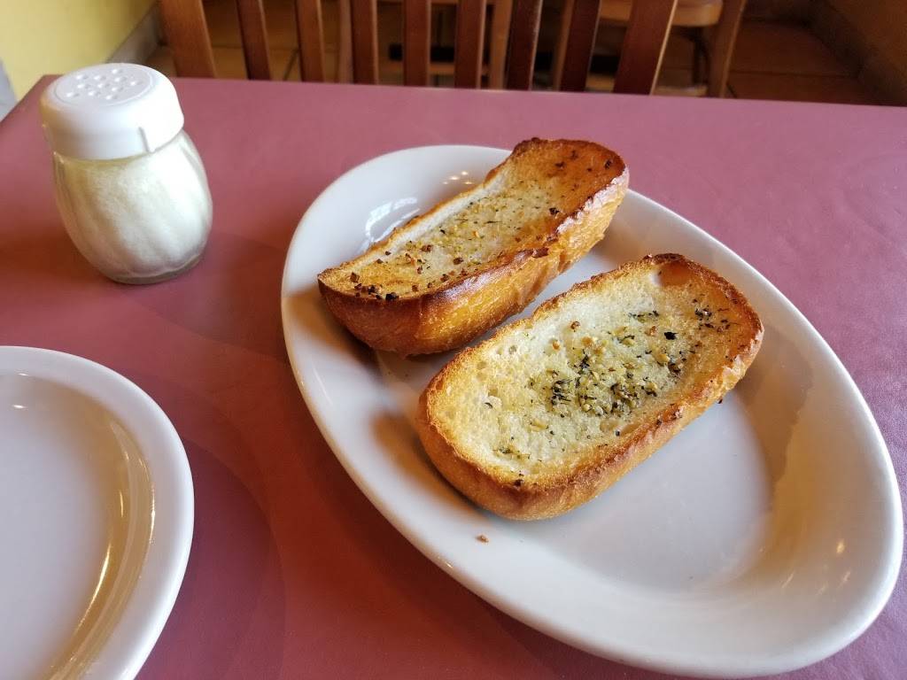 Villa Rosa Italian Restaurant & Grill | restaurant | 6010 Landmark Center Blvd, Greensboro, NC 27407, USA | 3362948688 OR +1 336-294-8688