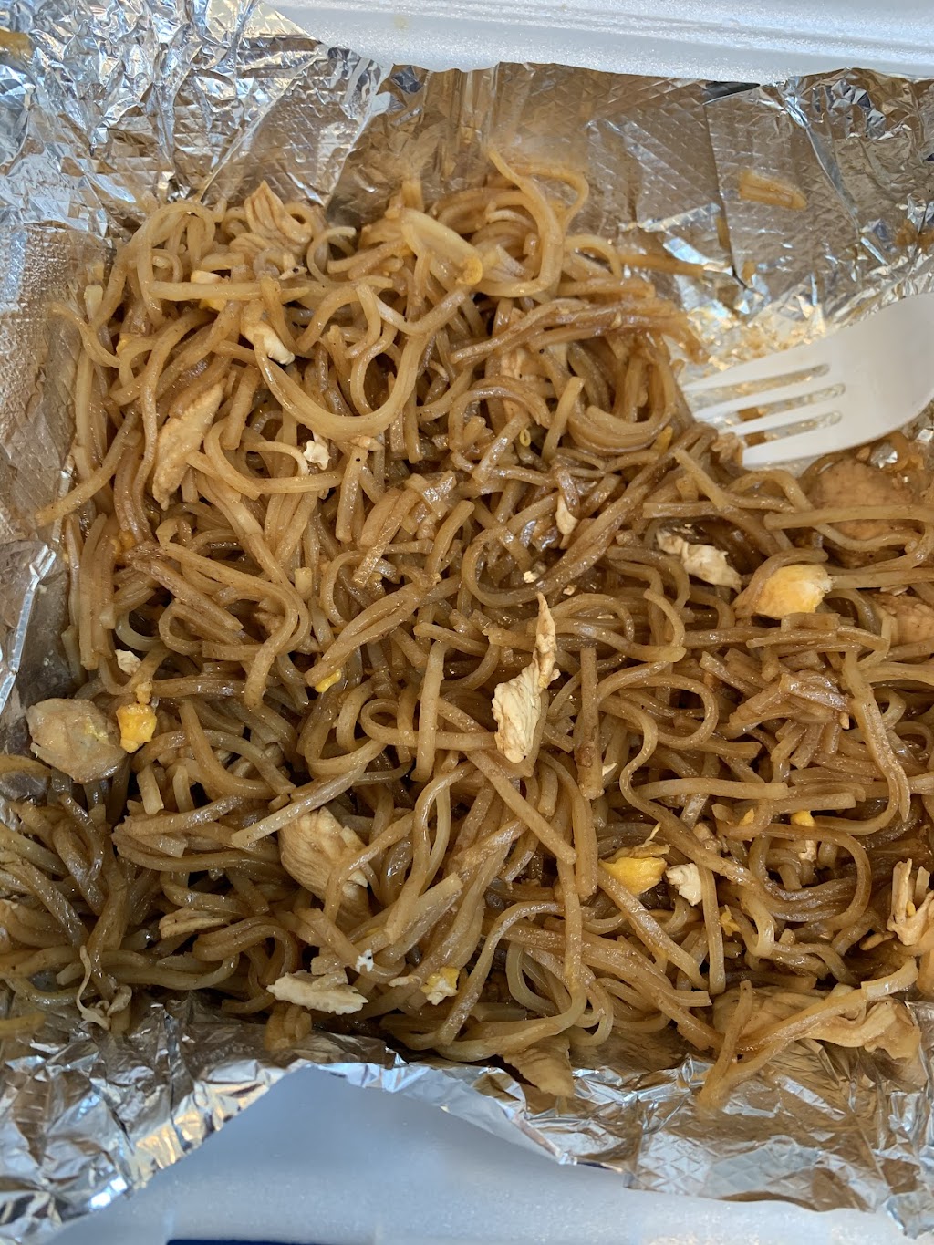 Royal Thai | restaurant | 120 19th Ave N, Nashville, TN 37203, USA | 6153216104 OR +1 615-321-6104