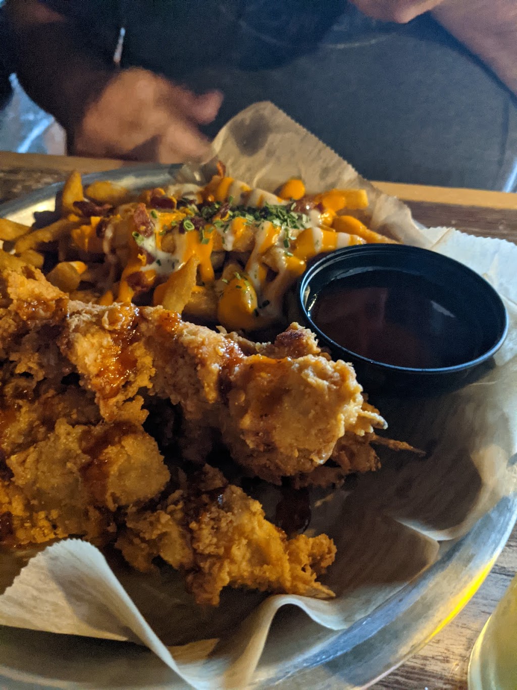 Backroads Tavern | restaurant | 725 W 700 S, Wolcottville, IN 46795, USA | 2604991893 OR +1 260-499-1893