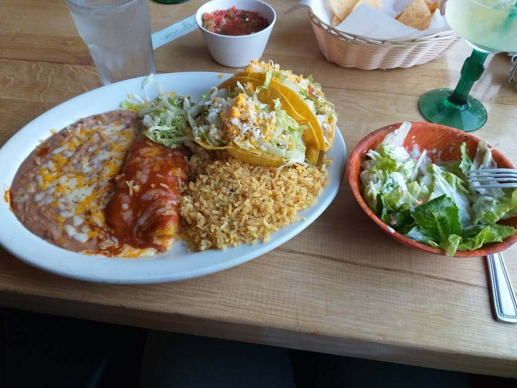 El Cid | restaurant | 41939 CA-41, Oakhurst, CA 93644, USA | 5596836668 OR +1 559-683-6668