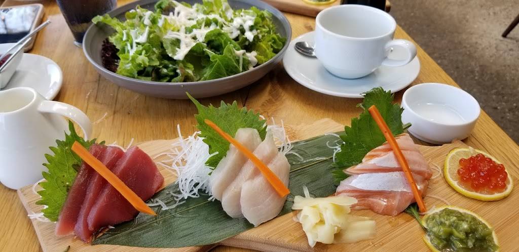 Roe Seafood | restaurant | 5374 E 2nd St, Long Beach, CA 90803, USA | 5625467110 OR +1 562-546-7110