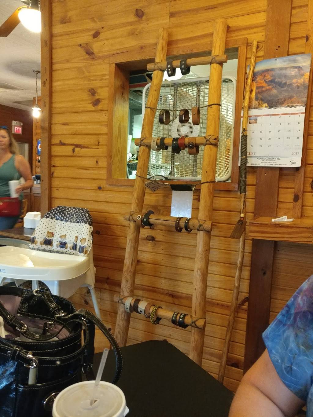 Boudreux Burger Barn | restaurant | 1499 N Meridian Rd #9046, Peck, KS 67120, USA | 3165242763 OR +1 316-524-2763