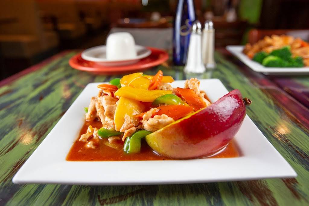 Mandarin Cuisine | restaurant | 238 Highland Ave Suite 4, Needham, MA 02494, USA | 7814558801 OR +1 781-455-8801