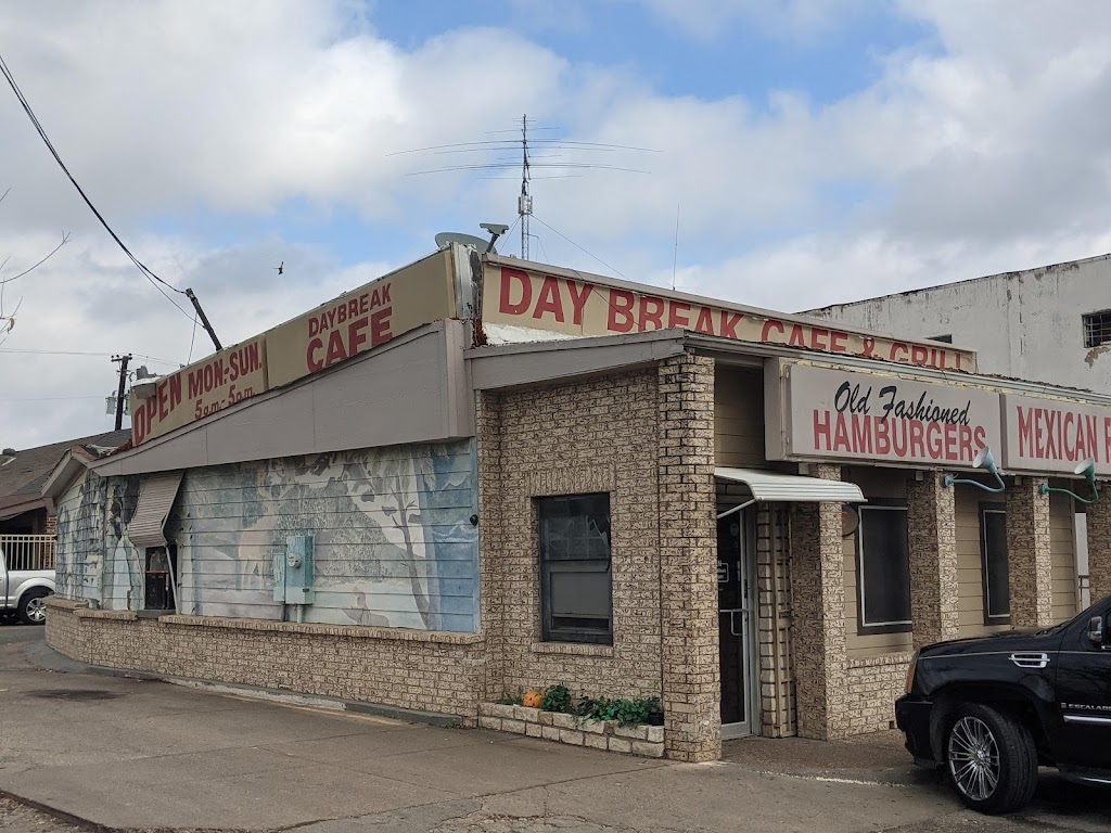 Daybreak Cafe & Grill | cafe | 2720 White Settlement Rd, Fort Worth, TX 76107, USA | 8173350805 OR +1 817-335-0805