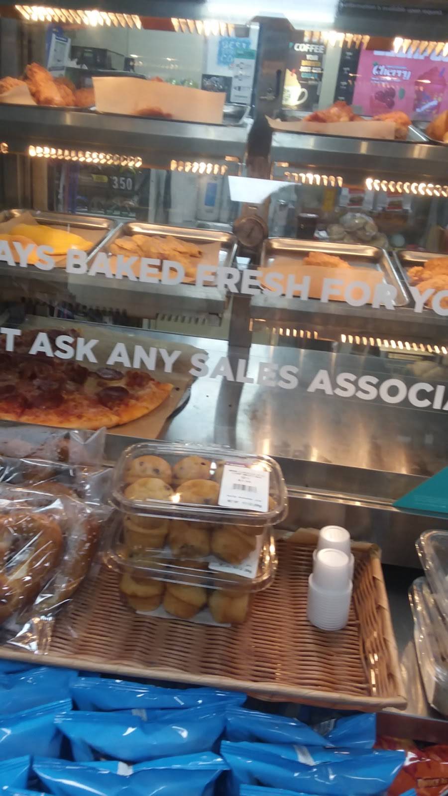 7-Eleven | bakery | 1754 Williamsport Pike, Martinsburg, WV 25404, USA | 3042632975 OR +1 304-263-2975