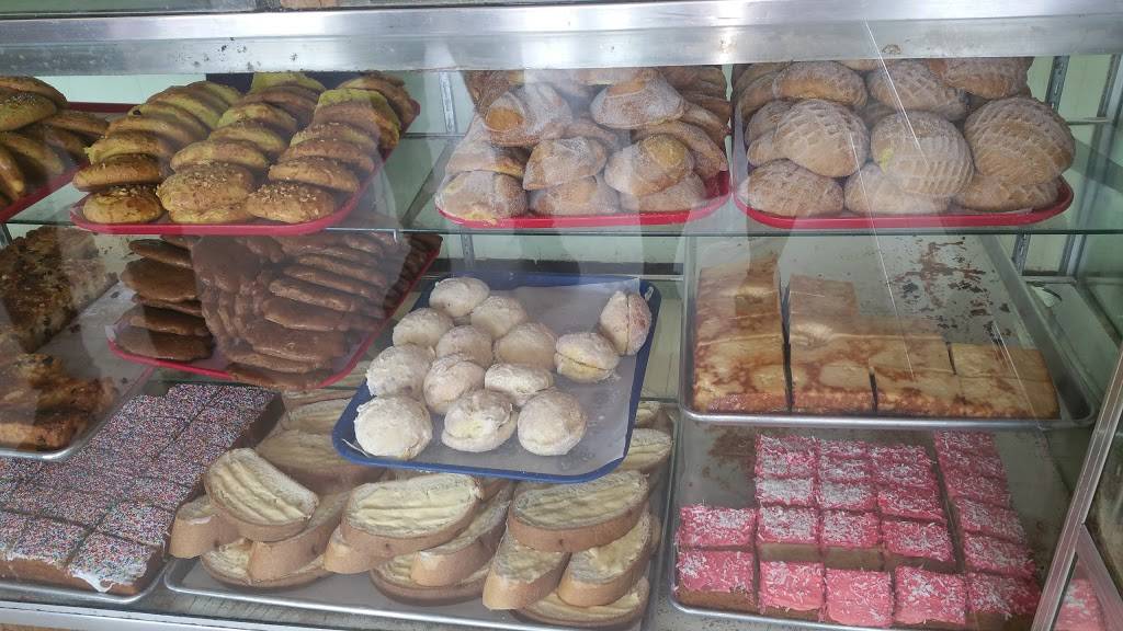 La Espiga Dorada Bakery | bakery | 210 W Martin Luther King Jr St, Bryan, TX 77803, USA | 9797799594 OR +1 979-779-9594
