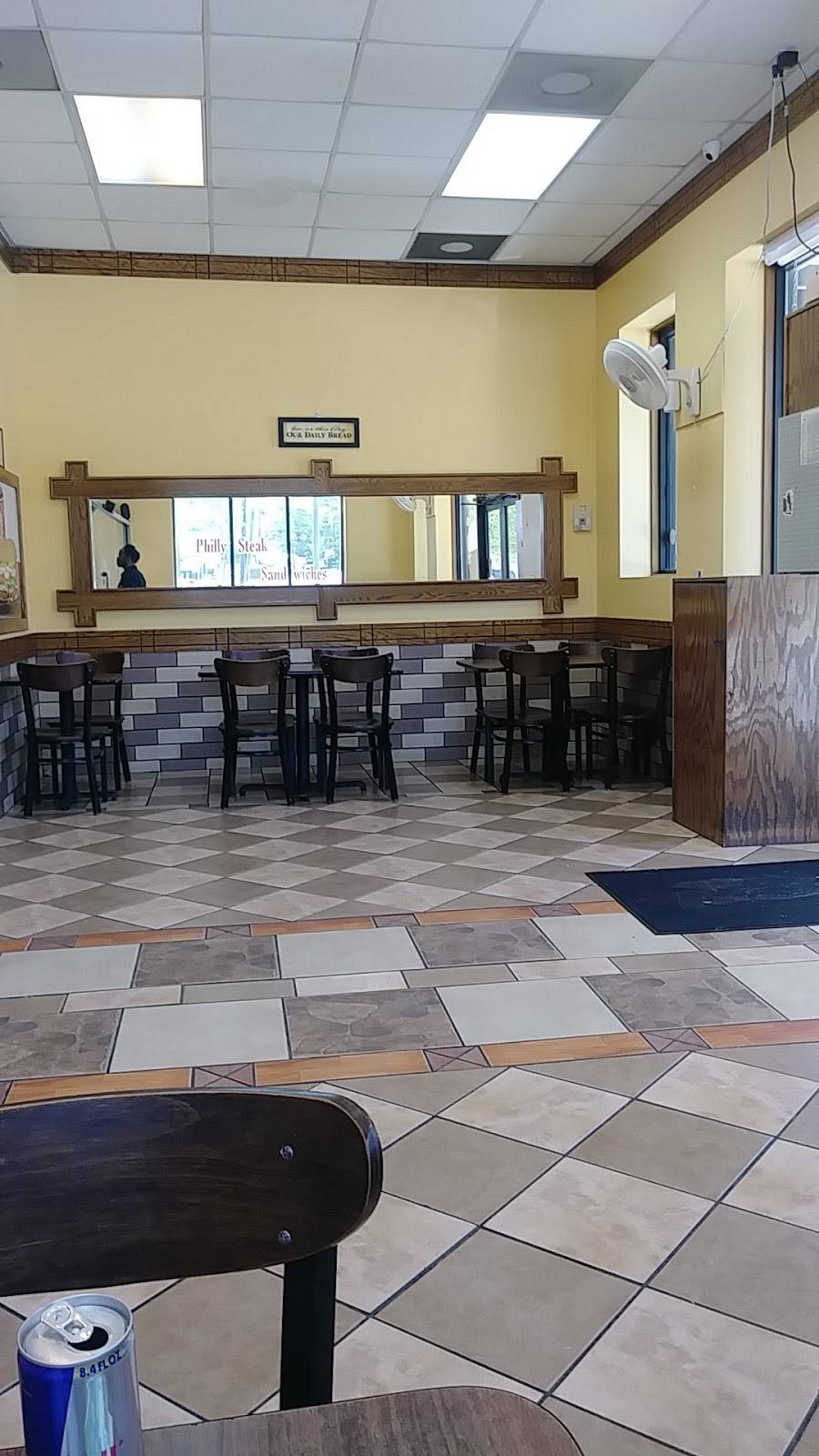 American Deli | meal takeaway | 1624 Donald Lee Hollowell Pkwy NW, Atlanta, GA 30318, USA | 4047943353 OR +1 404-794-3353