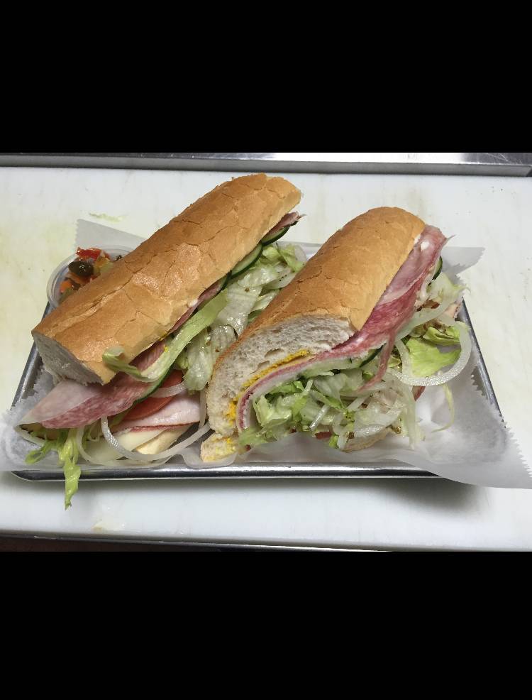 La Strada Cafe Bar | restaurant | 2023 N California Ave, Chicago, IL 60647, USA | 7086270403 OR +1 708-627-0403