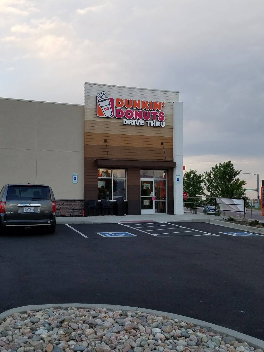 Dunkin | bakery | 6650 Mesa Ridge Pkwy, Fountain, CO 80817, USA | 7193922096 OR +1 719-392-2096