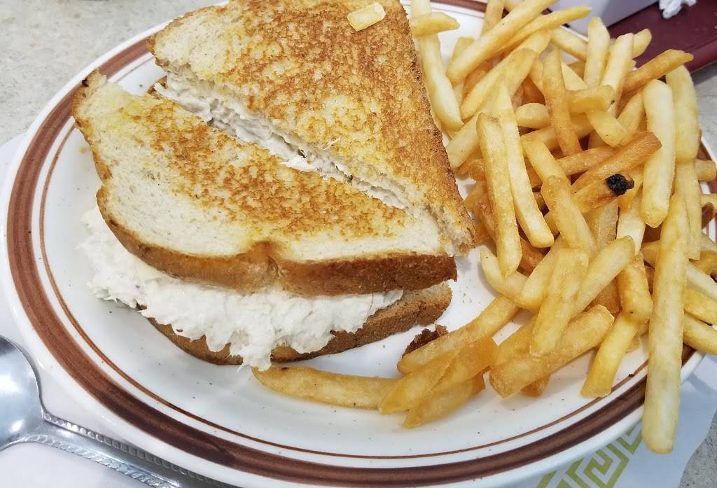 Hannas Diner & Deli Shoppe | restaurant | 186 Main St, Indian Orchard, MA 01151, United States | 4133424367 OR +1 413-342-4367