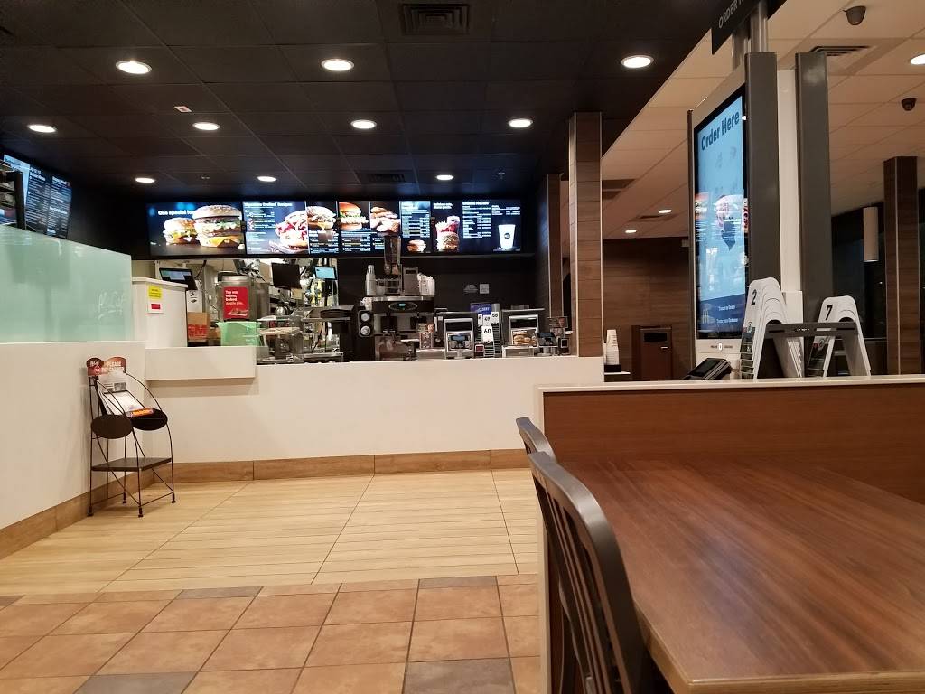 McDonalds | cafe | 9955 S Priest Dr, Tempe, AZ 85284, USA | 4807857932 OR +1 480-785-7932