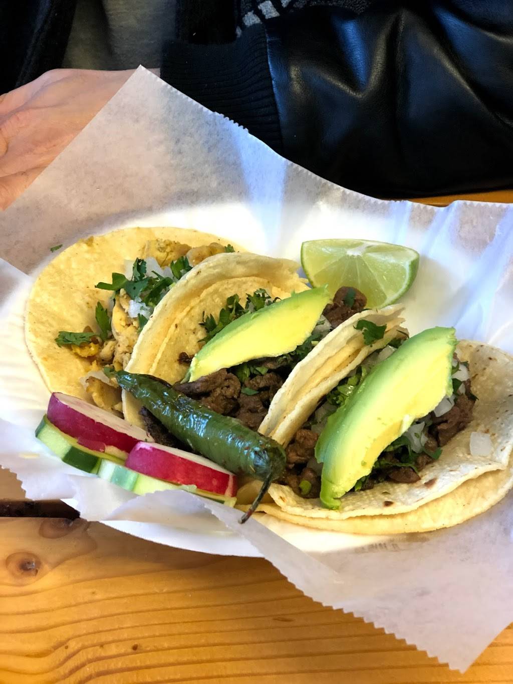 Rivas Taqueria | restaurant | 25 S Colony Rd, Wallingford, CT 06492, USA | 2036269594 OR +1 203-626-9594