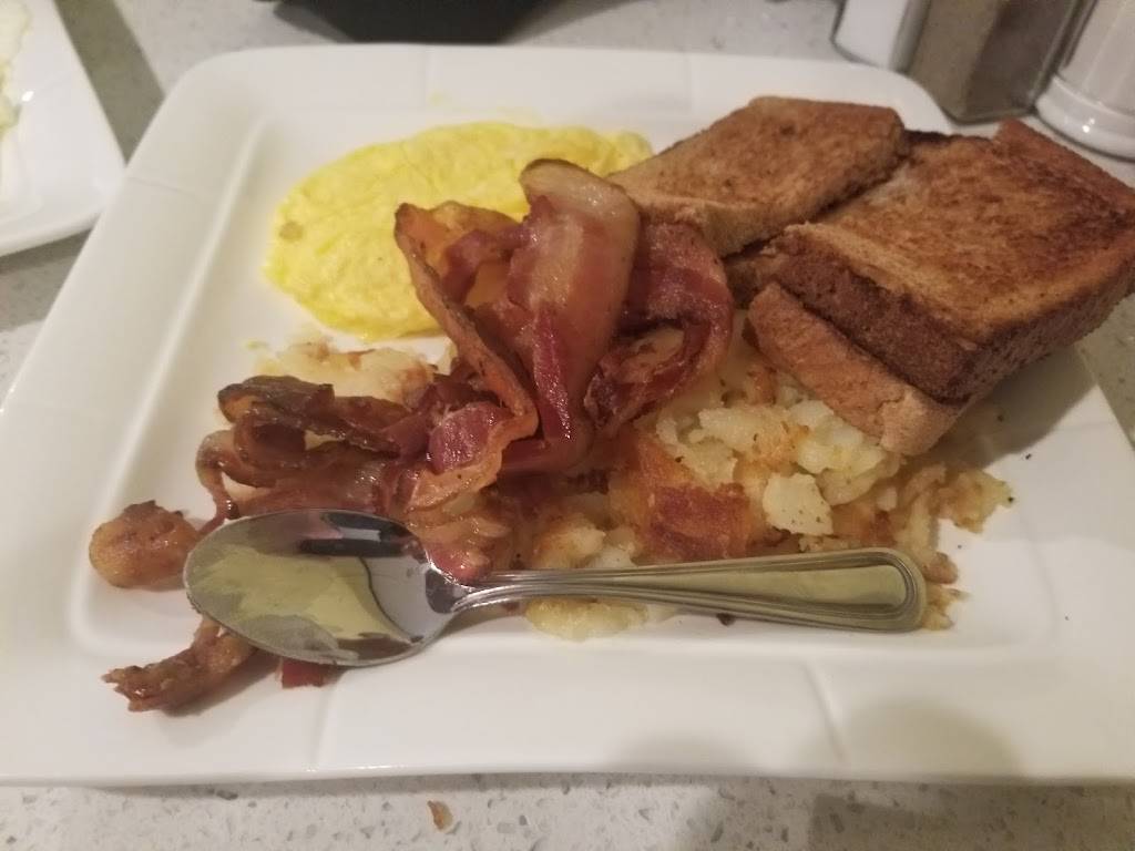 The Legend Restaurant&Bakery | restaurant | 201 N Dupont Hwy, New Castle, DE 19720, USA | 3023226222 OR +1 302-322-6222